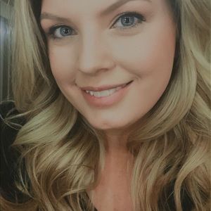 Meet your Posher, Erika